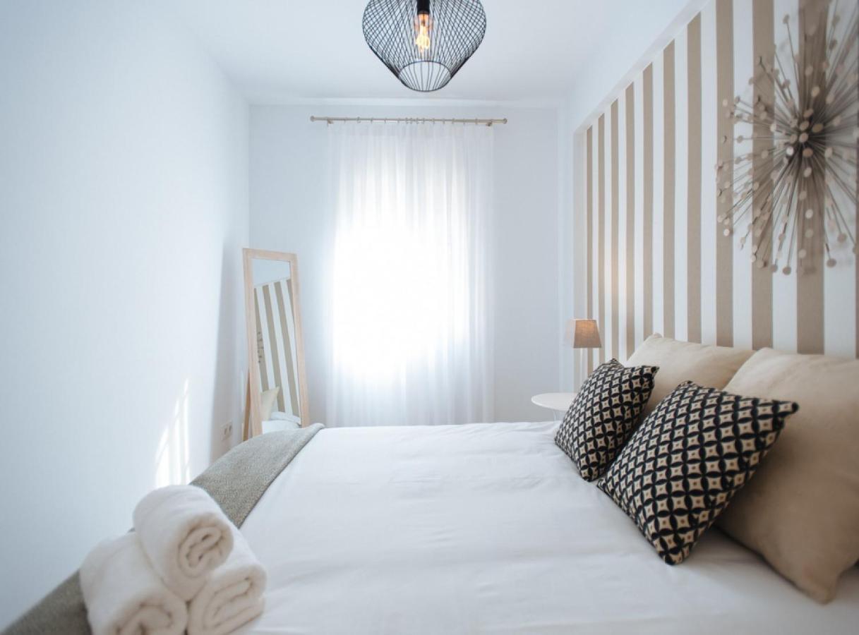 Azahares Suite Apartment Sevilla Buitenkant foto