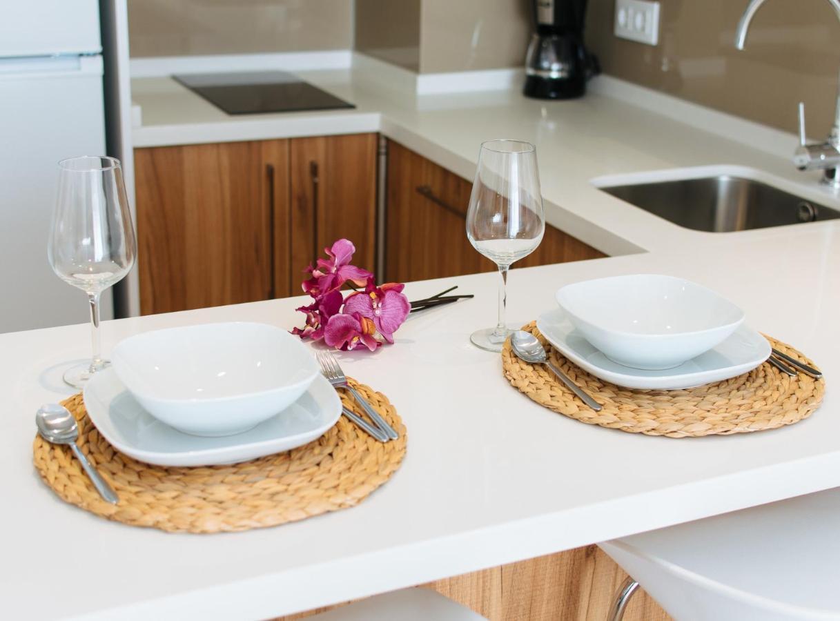 Azahares Suite Apartment Sevilla Buitenkant foto