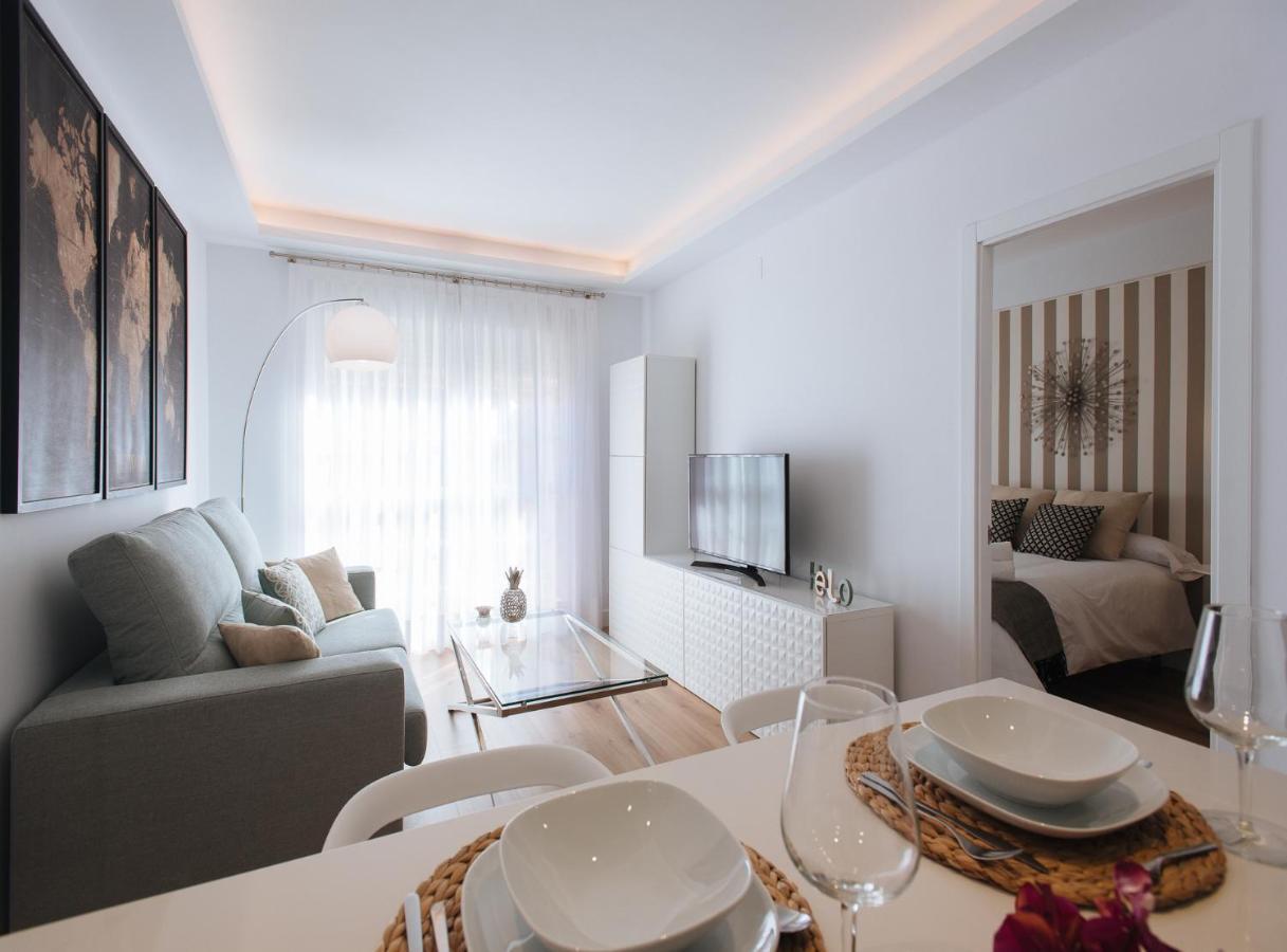 Azahares Suite Apartment Sevilla Buitenkant foto