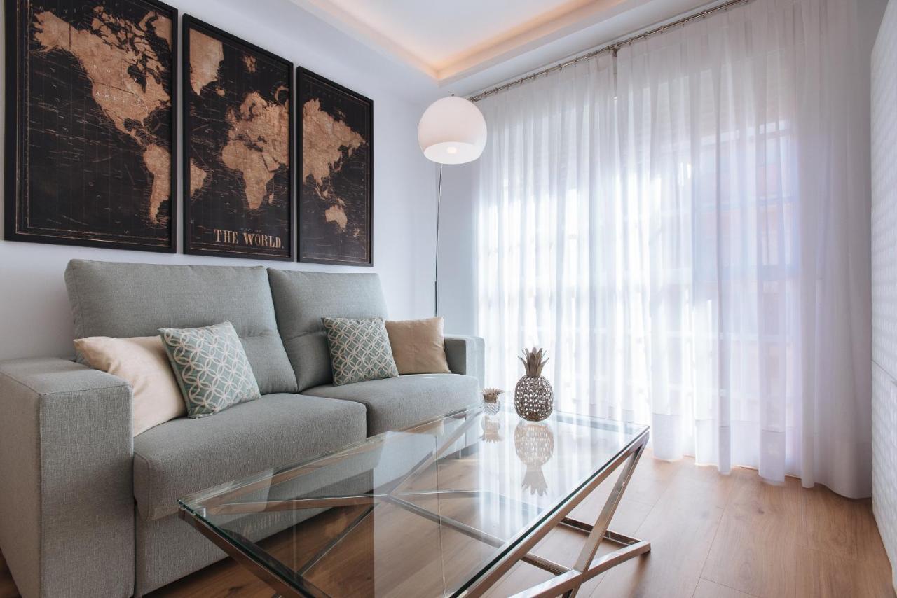 Azahares Suite Apartment Sevilla Buitenkant foto
