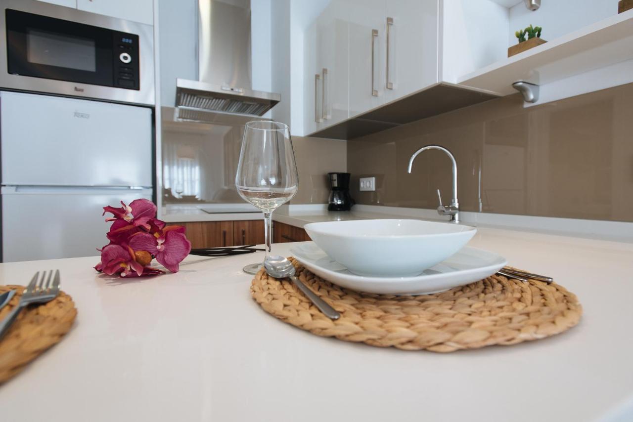 Azahares Suite Apartment Sevilla Buitenkant foto